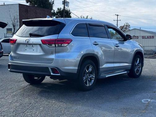 2018 Toyota Highlander Limited Platinum