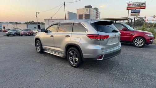 2018 Toyota Highlander Limited Platinum