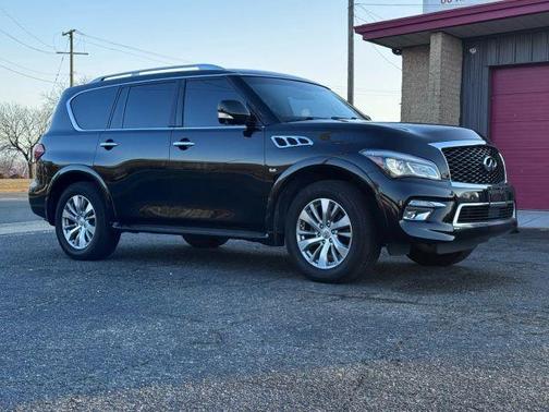 2017 INFINITI QX80 
