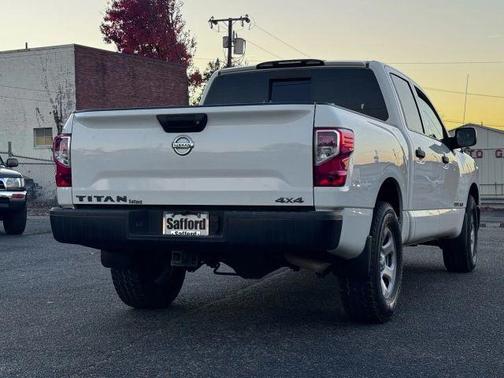 2017 Nissan Titan S
