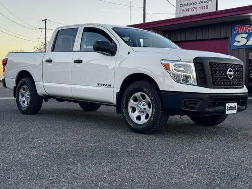 2017 Nissan Titan S