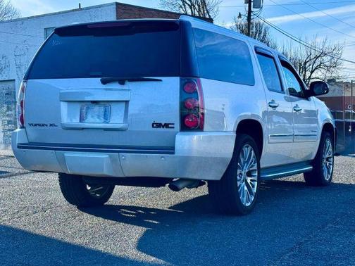 2013 GMC Yukon XL 1500 Denali
