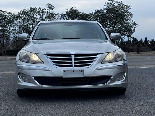 2012 Hyundai Genesis 3.8