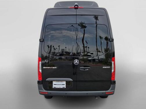 2025 Mercedes-Benz Sprinter 2500 Standard Roof