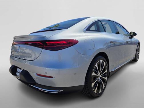 Cirrus Silver Metallic 2023 Mercedes-Benz EQE 350+ Base