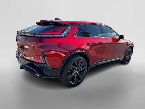 2025 Cadillac LYRIQ Sport