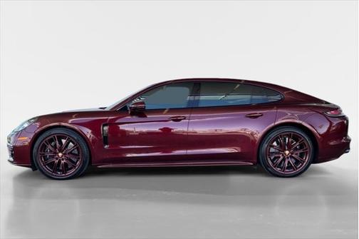 2022 Porsche Panamera Turbo S Executive