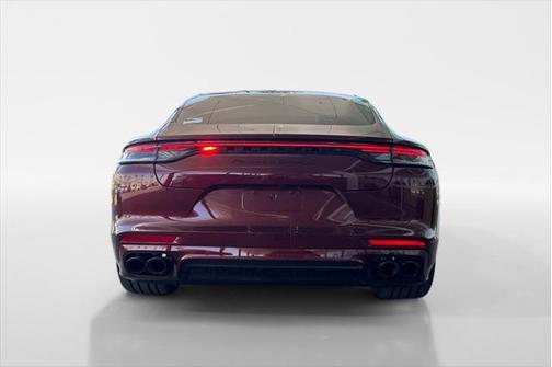 2022 Porsche Panamera Turbo S Executive