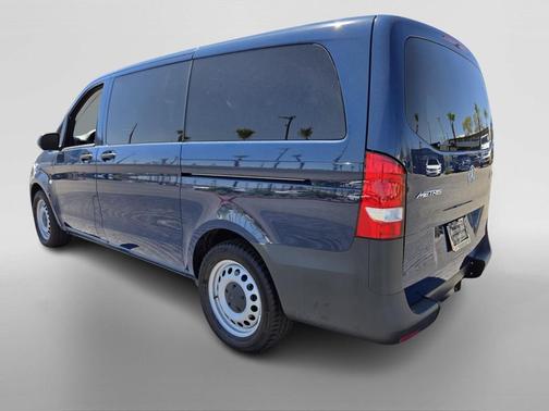 2023 Mercedes-Benz Metris Base
