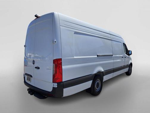 2025 Mercedes-Benz Sprinter 2500 Standard Roof