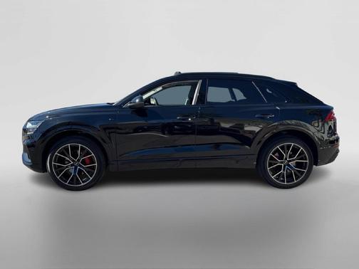 2023 Audi Q8 55 Premium Plus