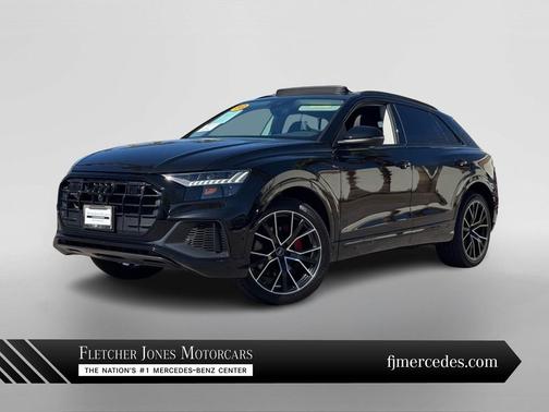 Mythos Black Metallic 2023 Audi Q8 55 Premium Plus