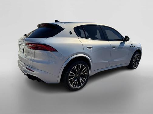2023 Maserati Grecale Modena