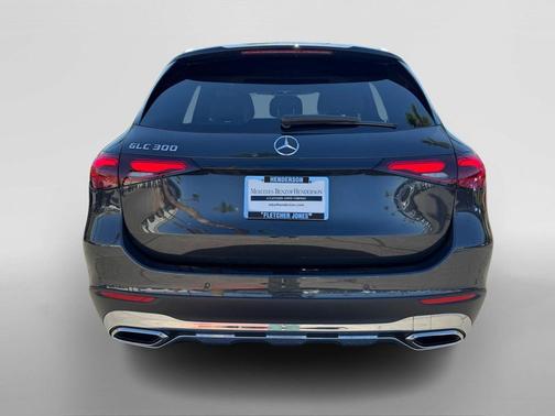 2025 Mercedes-Benz GLC 300 Base