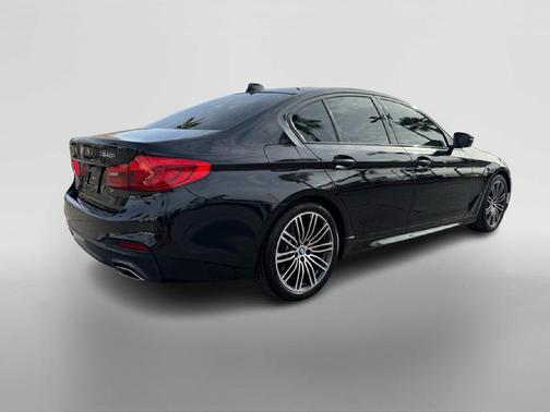 2019 BMW 540 i