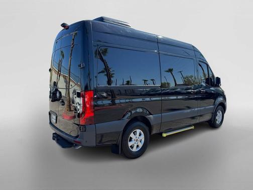 2023 Mercedes-Benz Sprinter 2500 144 WB Standard Roof Passenger