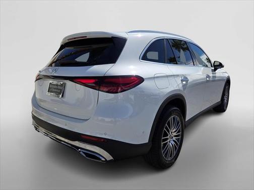 2025 Mercedes-Benz GLC 300 Base