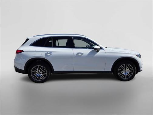 2025 Mercedes-Benz GLC 300 Base