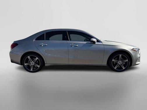 2020 Mercedes-Benz A-Class A 220 4MATIC