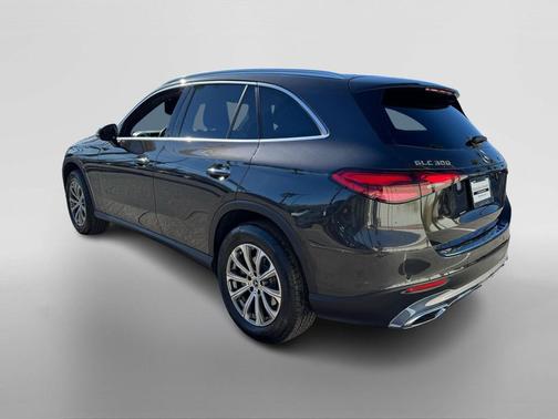 2025 Mercedes-Benz GLC 300 Base