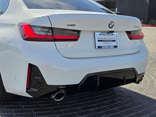 Alpine White 2023 BMW 330 i xDrive