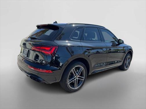 2025 Audi Q5 55 S line quattro Premium