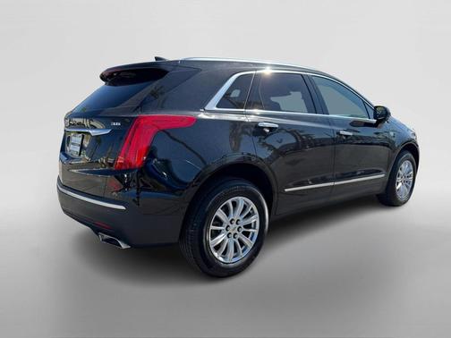 2017 Cadillac XT5 Base