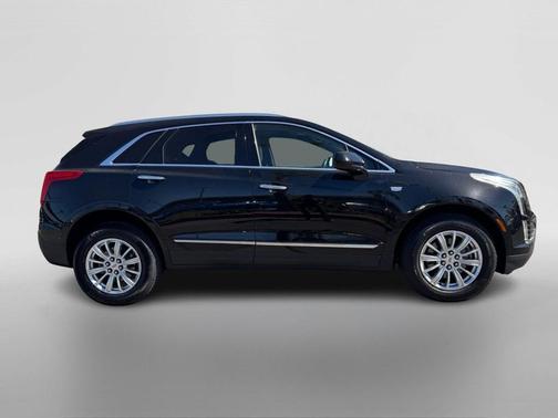 2017 Cadillac XT5 Base