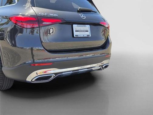 Graphite Gray Metallic 2023 Mercedes-Benz GLC 300 Base