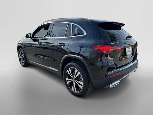 2026 Mercedes-Benz GLA 250 Base