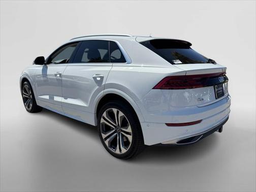 2021 Audi Q8 55 Premium Plus