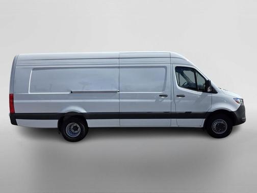 2025 Mercedes-Benz Sprinter 3500XD High Roof