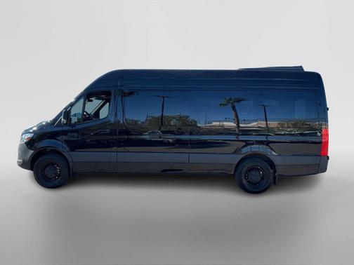 2025 Mercedes-Benz Sprinter 2500 Standard Roof