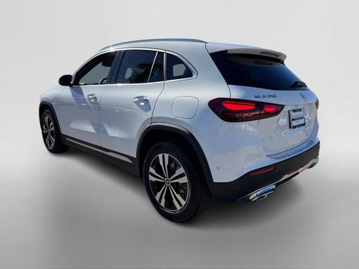 2026 Mercedes-Benz GLA 250 Base