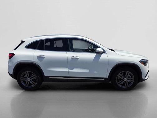 Polar White 2026 Mercedes-Benz GLA 250 Base