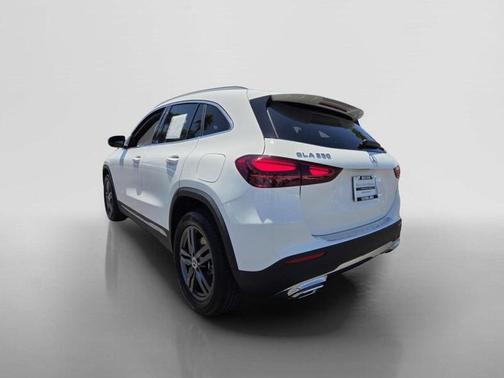 Polar White 2026 Mercedes-Benz GLA 250 Base