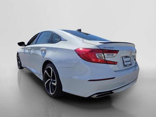 White 2022 Honda Accord Sport SE