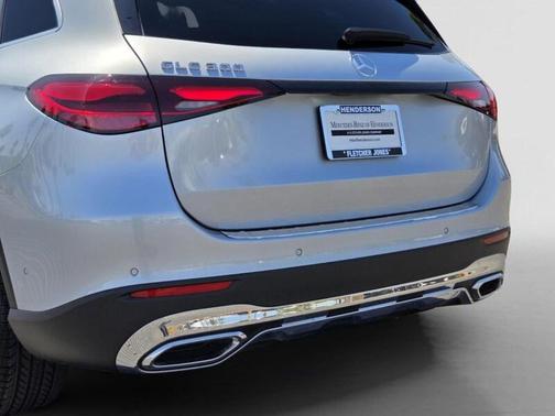 Cirrus Silver Metallic 2026 Mercedes-Benz GLC 300 Base
