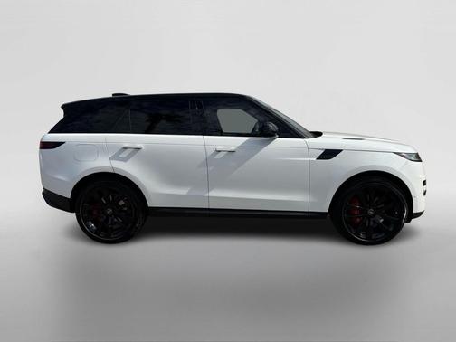 2024 Land Rover Range Rover Sport SE