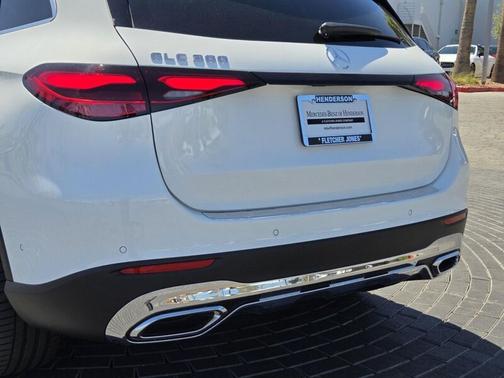 Polar White 2026 Mercedes-Benz GLC 300 Base