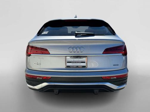 2022 Audi Q5 45 S line Premium Plus
