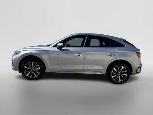 2022 Audi Q5 45 S line Premium Plus