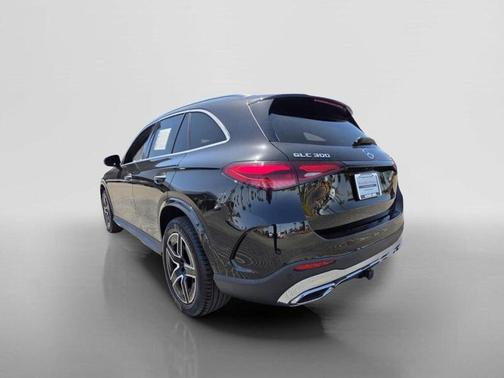 Obsidian Black Metallic 2024 Mercedes-Benz GLC 300 Base 4MATIC