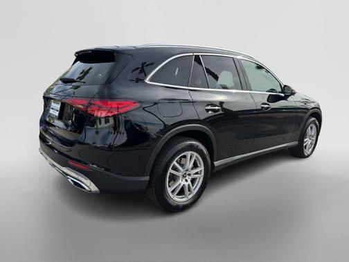 2025 Mercedes-Benz GLC 300 Base