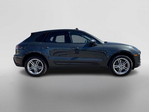 2024 Porsche Macan 