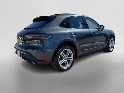 2024 Porsche Macan 