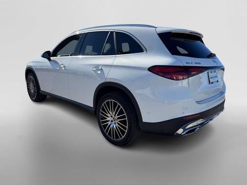 2026 Mercedes-Benz GLC 300 Base