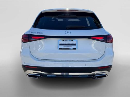 2026 Mercedes-Benz GLC 300 Base