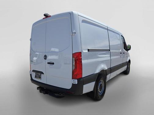 2025 Mercedes-Benz Sprinter 2500 Standard Roof