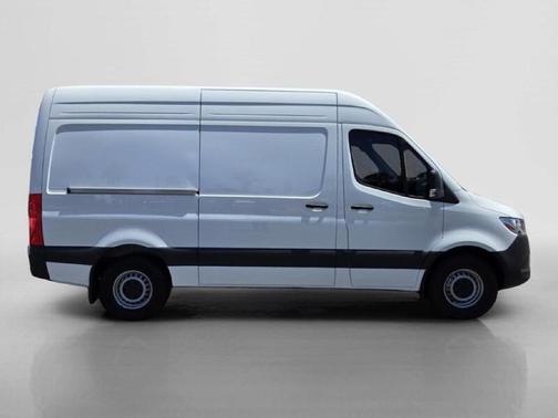 Arctic White 2024 Mercedes-Benz Sprinter 2500